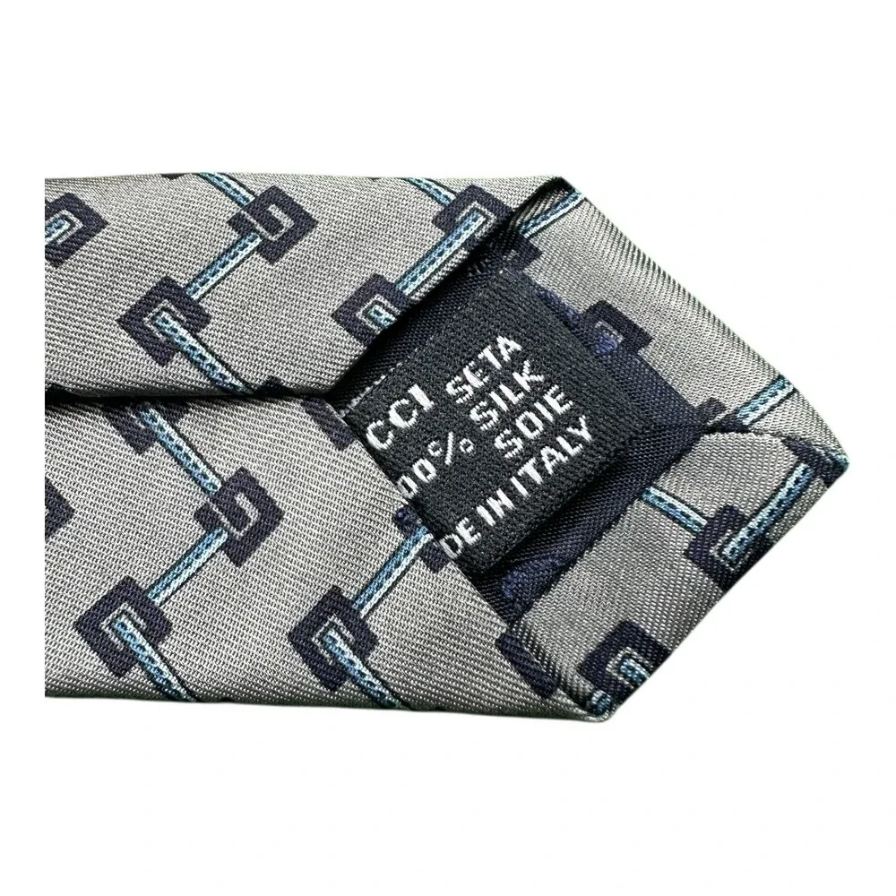 GUCCI Gray Vintage GG Print Silk Mens Tie 3.75 Inch Width Made in Italy